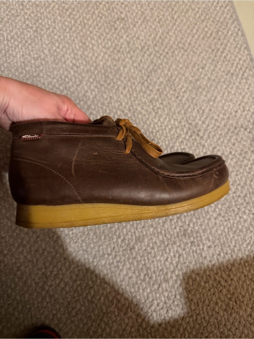 Clarks Men’s Brown Leather Chukka Boots with Crepe Sole - Picture 2 of 5